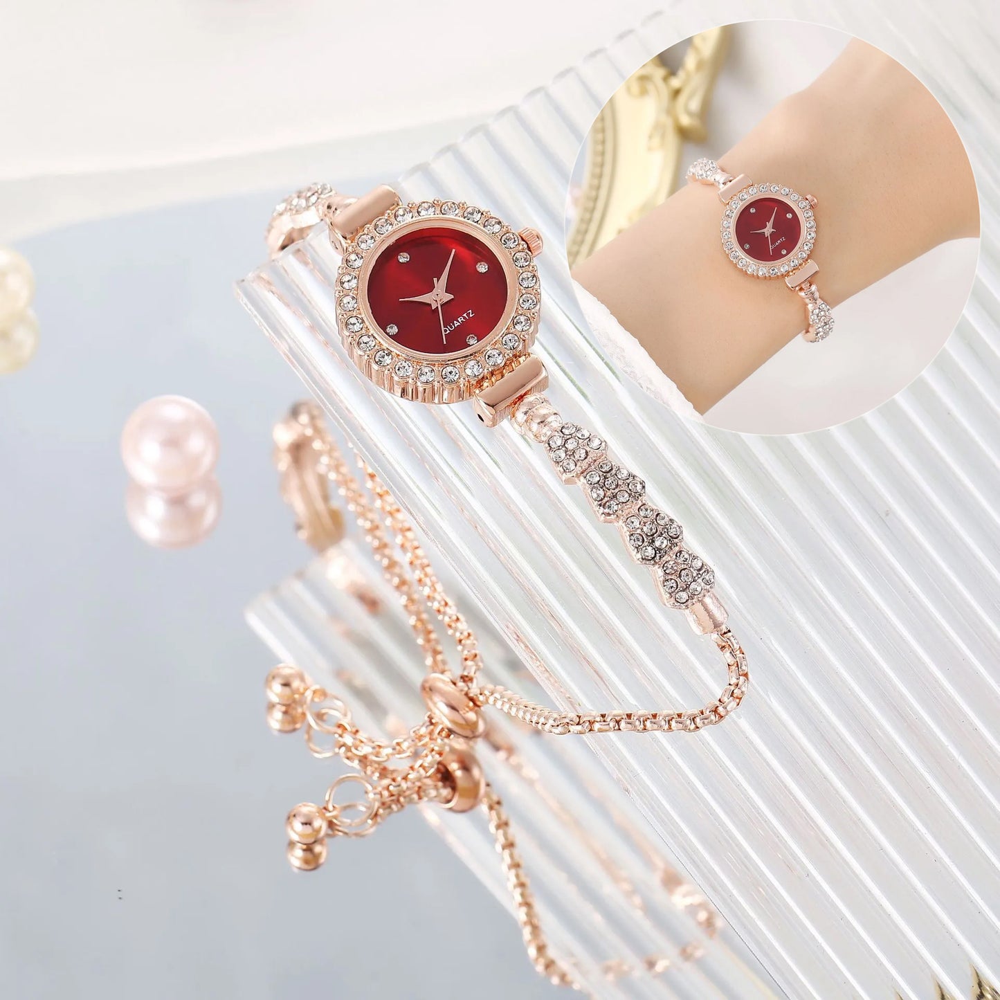 Montre Femme Luxe & Mode – Bracelet Fin Doré, Élégance Bijou