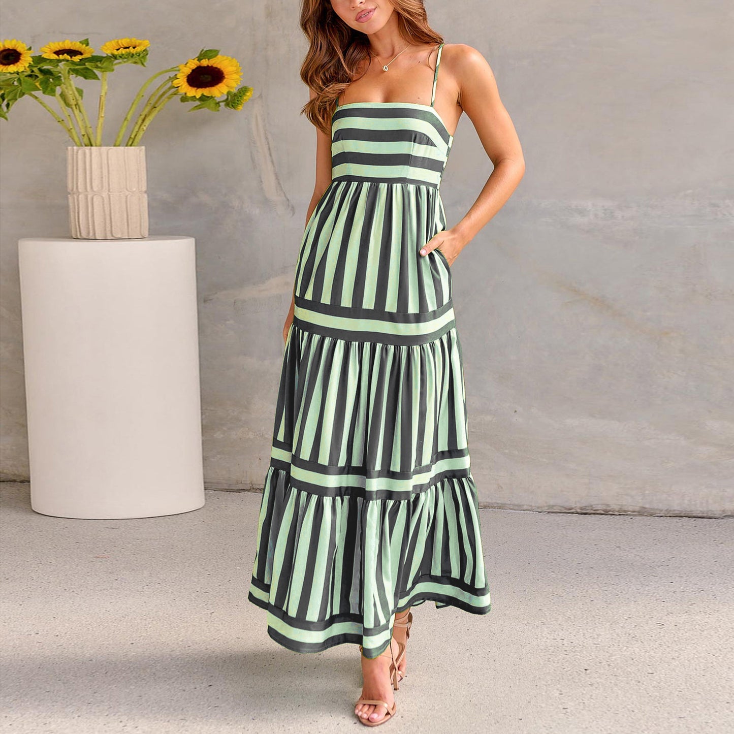 Robe Longue d'Été à Rayures avec Bretelles et Dos Nu