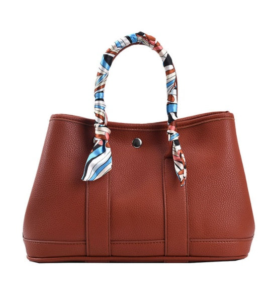 Sac Cabas Motif Foulard – Élégance Sauvage | sosoleil